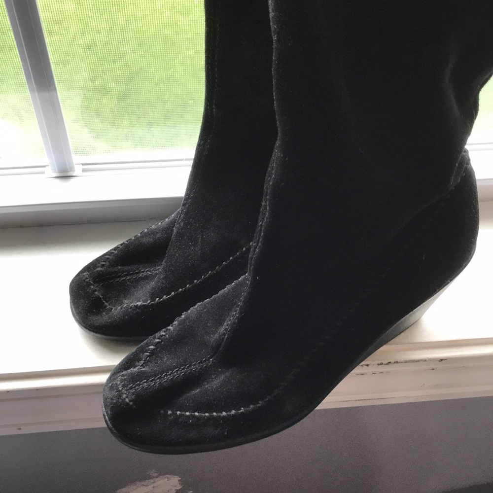 Tall suede boots
